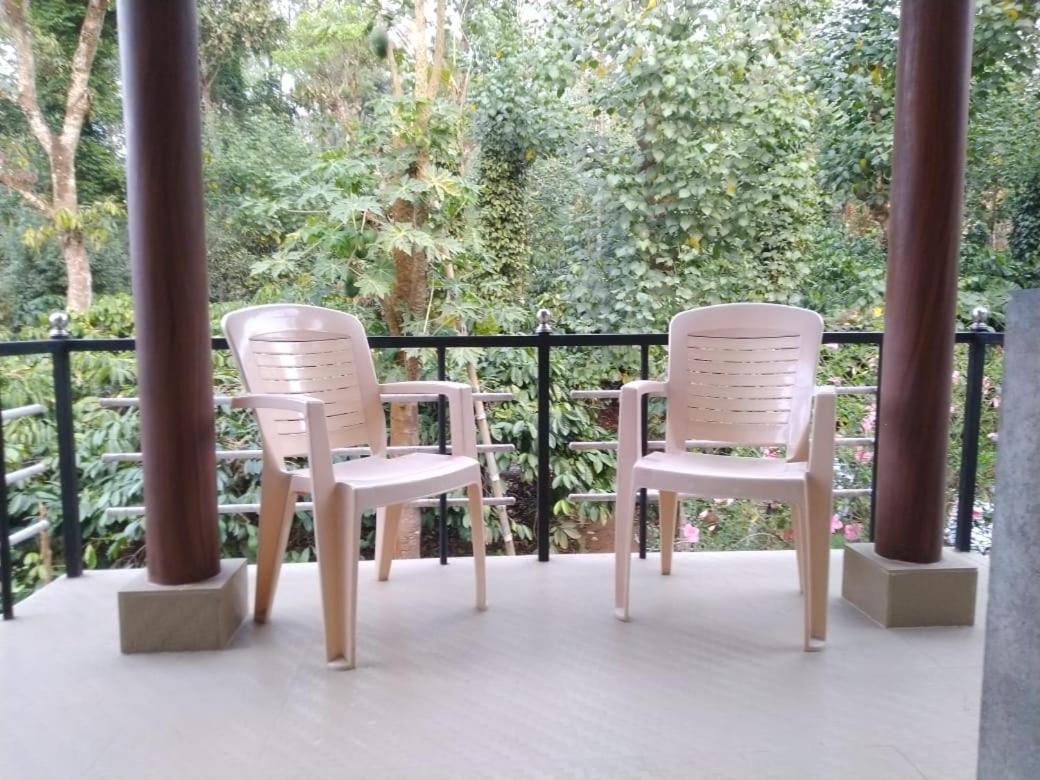 Apartamento Krishna Kuteera Siddāpur Exterior foto